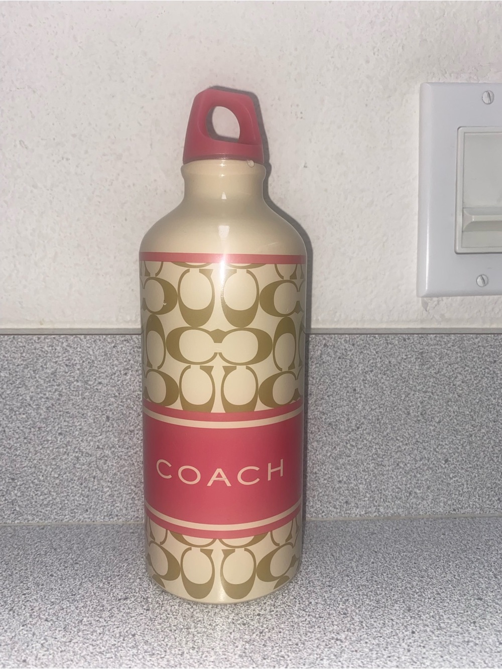 Coach Signature C Y2K Style Aluminum Water Bottle Pink Cream Approx. 22 oz